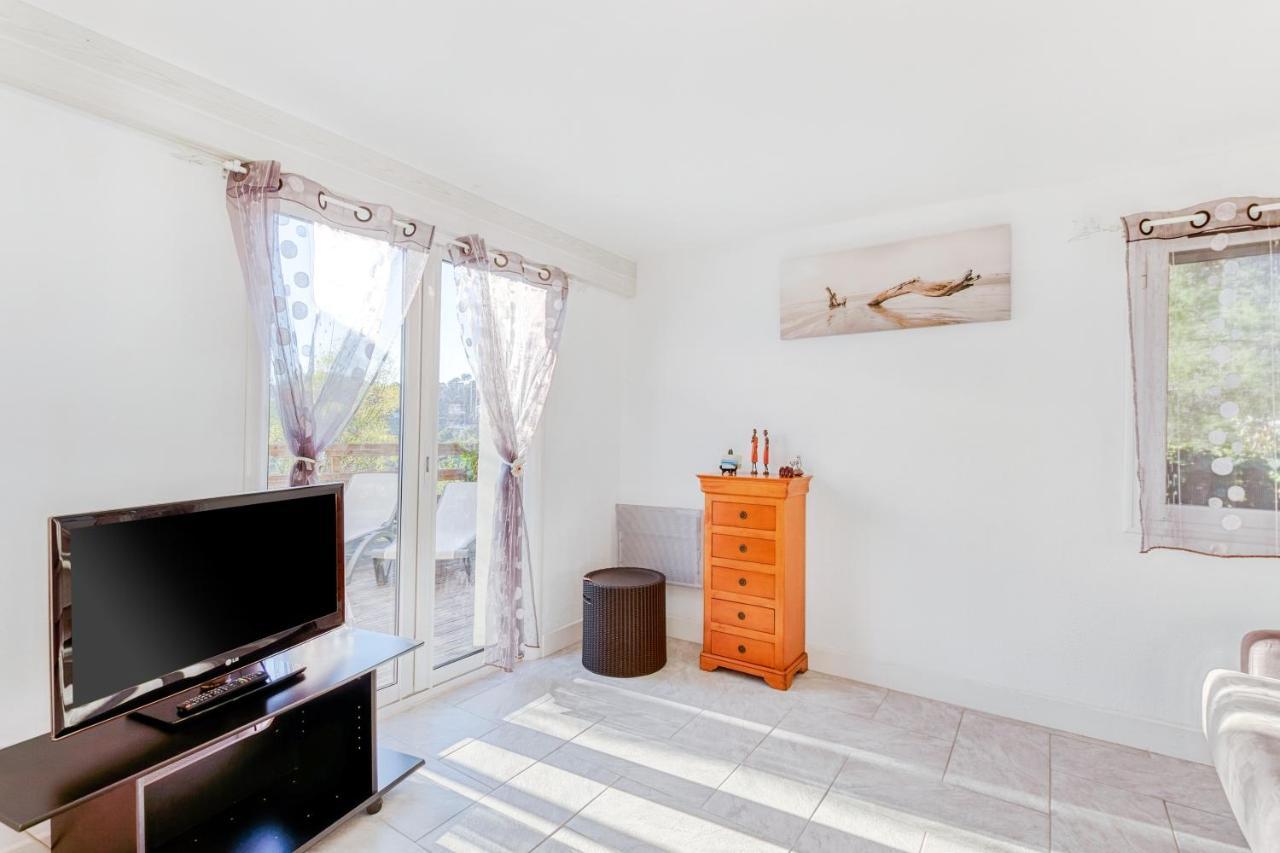 Beau T3 Au Mont Des Oiseaux Apartment Hyeres Exterior photo